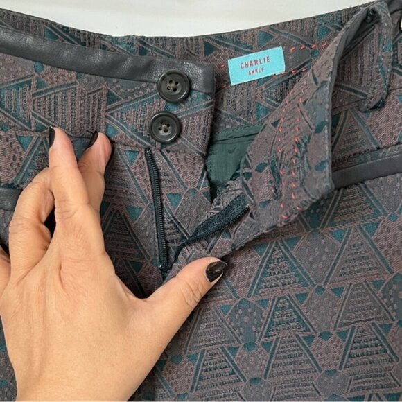 Anthropologie Cartonnier - Women's Jacquard Charlie Ankle Pants - Brown/Green. 8 - Picture 5 of 7
